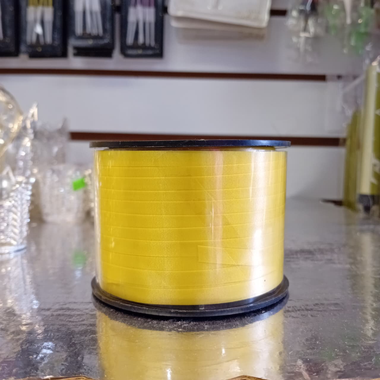 CARRETE CURLY 100 METROS COLOR AMARILLO