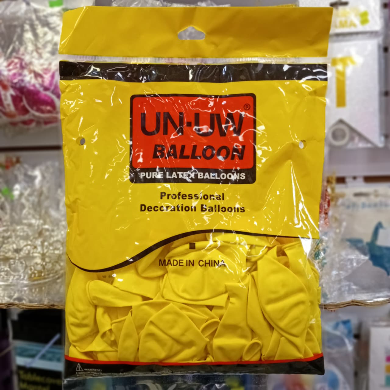 BOLSA DE GLOBOS UN UW COLOR AMARILLO 12" CON 50 PIEZAS