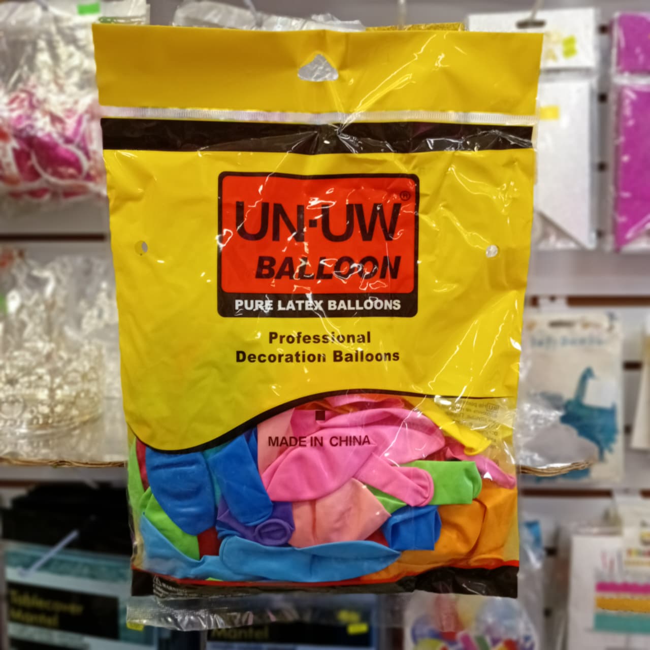 BOLSA DE GLOBOS UN UW COLORES MIXTOS 12" CON 50 PIEZAS